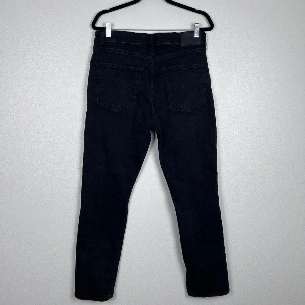Lucy Brand Men's 410 Athletic Straight Leg Black Jeans Sz 32